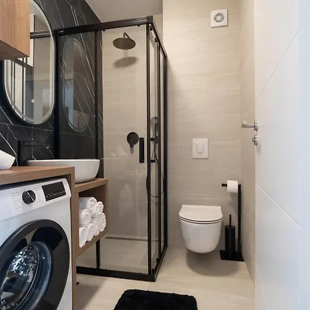 Bellamare Brand New *