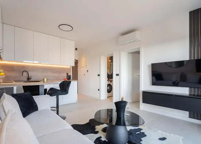 Bellamare Brand New * זאדאר